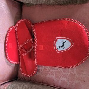 Felted bag with 5 pairs of felted slippers